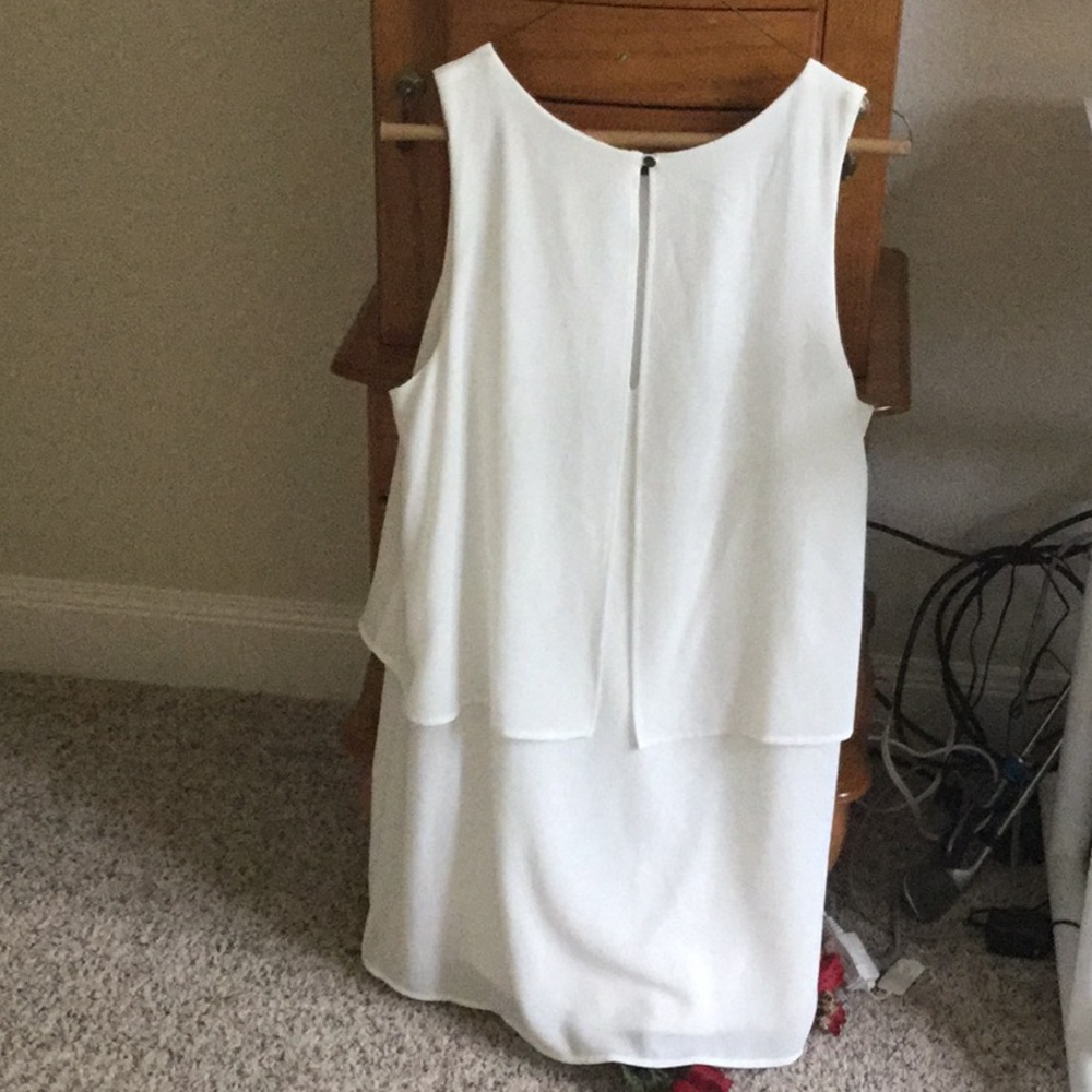 Dress - Picture 5 of 5